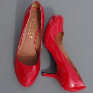 SIZE EU 41. Office London red patent leather heels.